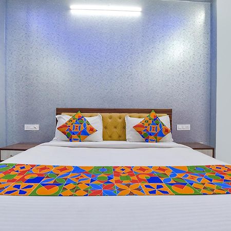 Fabhotel The Lotus Джайпур Екстериор снимка